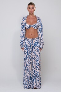 FreyaT - Resa '25_Miley Set in Athens_miley-set-in-athens-800531.jpg