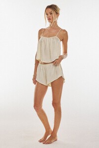 FridaA -Resa'24 - Benny Short in Vanilla_benny-short-in-vanilla-155969.jpg