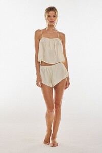 FridaA -Resa'24 - Benny Short in Vanilla_benny-short-in-vanilla-632397.jpg