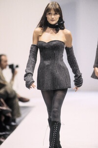 Gaetano Navarra 1993 Women RTW 132.jpg