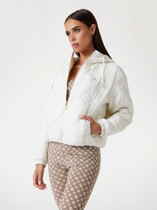 GiuliaC - Guess All-over logo padded jacket6_V5YL03WHEB2-F0EN-ALT2.jpg