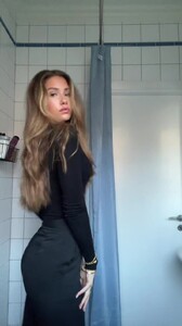 Ida Zeile - TikTok 43.jpg