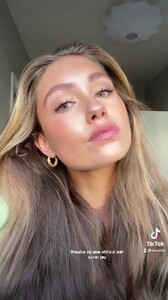 Ida Zeile - TikTok 47.jpg