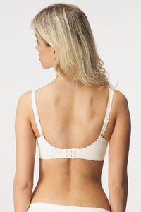 Justy - Astratex_Podprsenka Triumph Soft Touch vyztuzena 10194318_23.jpg