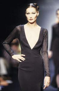 Lanvin 1993 Women RTW 17.jpg