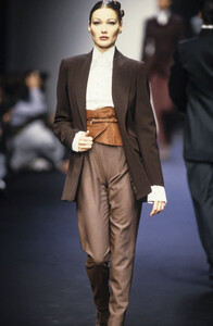 Lanvin 1993 Women RTW 59.jpg