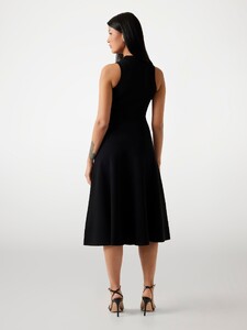 LizaM - Guess Midi sweater dress5 (2)_W5YK0SZ0241-JBLK-ALT2.jpg