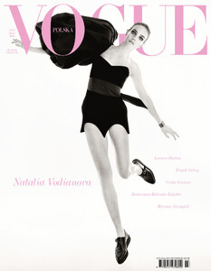 MacDonald_Vogue_Poland_May_2018_Cover.jpg