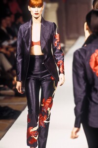 Martine Sitbon 1995 Women RTW 54.jpg