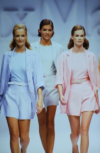 Max Mara 1995 Women RTW 78.jpg