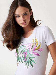 MeikaW - Guess_Slim-fit triangle logo T-shirt Women-5 - W5GI07J1314-G011-ALT3.jpg