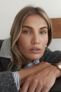 MelitaSuica - Wilhelmina port_1750763932-433bcc441becf155320acb45288f2904.jpg