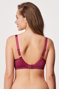 NKocendova - Astratex_Podprsenka Maia 4D Soft Control Lace vyztuzena Maia_LaceATX_40.jpg