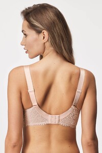 NKocendova - Astratex_Podprsenka Spacer 3D Elegant Charm Spacer01_129.jpg