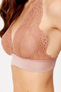 PetraB - Astratex - Podprsenka Powder Peony Bralette Plunge SS2404_04.jpg