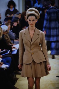 Prada-FW-92-1.jpg