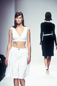 Prada 1995 SS 27.jpg