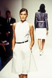 Prada 1995 Women RTW 58.jpg