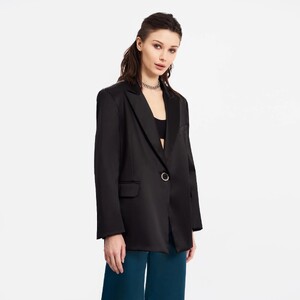 REAL_BLAZER_BLACK_SILK_4.jpg