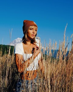 Rachel Cook - Instagram [2020.10.18] 2.jpg