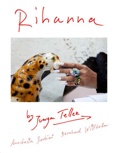Rihanna_01.jpg