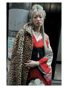 SV_Vogue Japan_Three Days in Tokyo _8_0.jpg