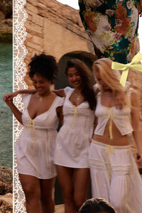 VTurner - Bydee - CasaDelSolMosaic_1717443494-1399465219mobilelookbook9.jpg