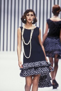 Valentino 1992 Haute Couture 9.jpg