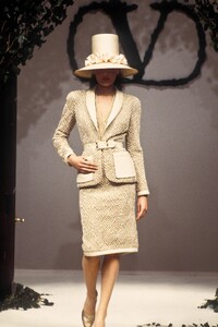 Valentino 1993 Haute Couture 8.jpg
