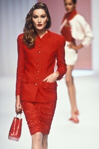 Valentino 1995 Women RTW 2.jpg