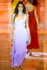 Versace 1993 Women RTW 171.jpg