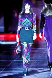 Versace 1993 Women RTW 50.jpg