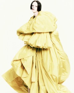 Vogue CZ  09-25_4.jpg