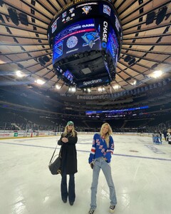 a_maniac13 posts 2023-03-18 02.12 Cp52G2MAyH-_3_6 336262527_1933915160276648_4837525938769026867_n.jpg