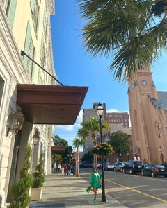 alix_earle posts 2020-11-16 06.13 CHocb7KFYDf_3_3 125433976_812627786196597_1360438961057061622_n.jpg