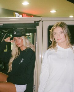 alix_earle posts 2022-10-12 01.44 CjliGVTJOyL_5_7 310438464_198323625901463_4567333332676132529_n.jpg