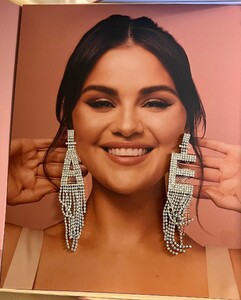 alix_earle posts 2022-12-15 06.23 CmK07FIJF3C_9_10 320014010_939977563647709_2545836823947601736_n.jpg