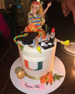 alix_earle posts 2023-05-15 04.37 CsPc0DhxP3__6_10 346502749_951394982567647_3090517645717869971_n.jpg