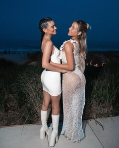 alix_earle posts 2023-07-05 00.25 CuSUjMzRdMw_2_5 357635429_795108408747441_1031796426587123143_n.jpg