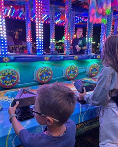 alix_earle posts 2023-08-30 01.54 CwirNuERg0e_5_10 371333074_311958287913235_1355172669865917015_n.jpg