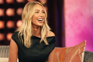 alix_earle posts 2023-10-30 20.03 CzBsVFyOZ4e_1_6 396720096_1118508909118329_3789286802219451848_n.jpg