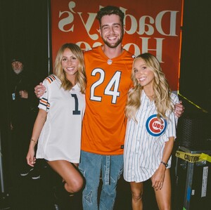 alix_earle posts 2023-11-14 05.18 Czmu9gwR_tS_2_9 401614082_257405120298339_7089841307458695946_n.jpg