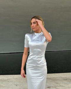 alix_earle posts 2023-12-06 23.32 C0hVumZx6o6_5_6 408468055_371246302036151_3217311840796802644_n.jpg