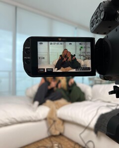 alix_earle posts 2023-12-15 05.22 C02kEQkxhvG_2_2 410537531_371924211881734_6928285613792956945_n.jpg