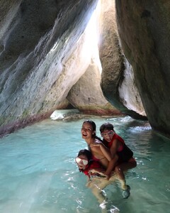 alix_earle posts 2024-04-06 00.51 C5ZC4DRxi___2_10 435586147_943180420436702_7454439033448411068_n.jpg