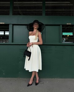 alix_earle posts 2024-05-06 02.47 C6mgDXbRZso_2_6 441024501_3099664520169966_9049863903428786340_n.jpg