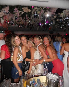 alix_earle posts 2024-07-28 23.56 C9-fMjNR1Os_7_9 453132894_504200268959556_8875886225193469235_n.jpg