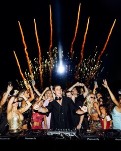 alix_earle posts 2024-08-09 02.45 C-bHV9zxssa_2_8 453894242_3678666205683415_5233358912209829644_n.jpg