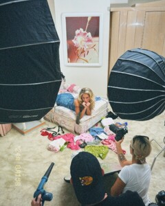 alix_earle posts 2024-09-26 02.16 DAWqKE_xsJq_8_9 461068678_1062473355259360_4569916089645761614_n.jpg