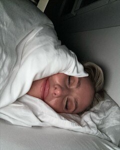 alix_earle posts 2024-10-23 05.23 DBchEBrRHBS_8_17 464265496_554746036954224_1433836629976792856_n.jpg